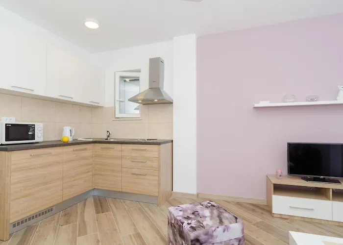 Marmo - One Bedroom With Balcony And Sea View 1 Apartment