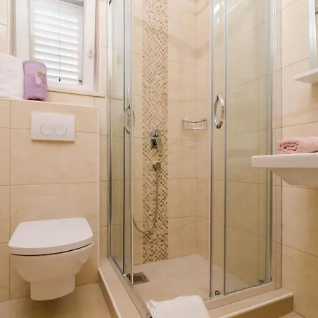 Marmo - One Bedroom With Balcony And Sea View 1 *