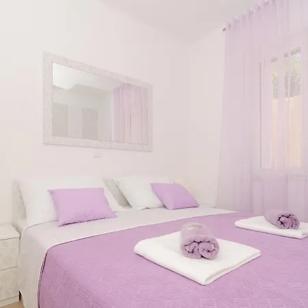 Marmo - One Bedroom With Balcony And Sea View 1 *