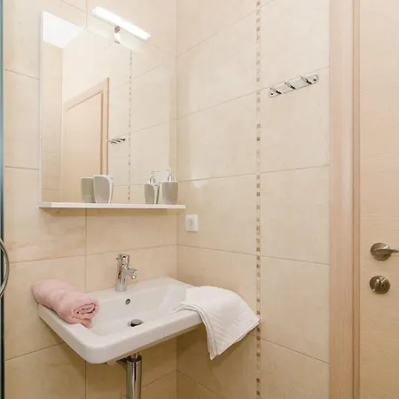 Marmo - One Bedroom With Balcony And Sea View 1 Lejlighed Mlini