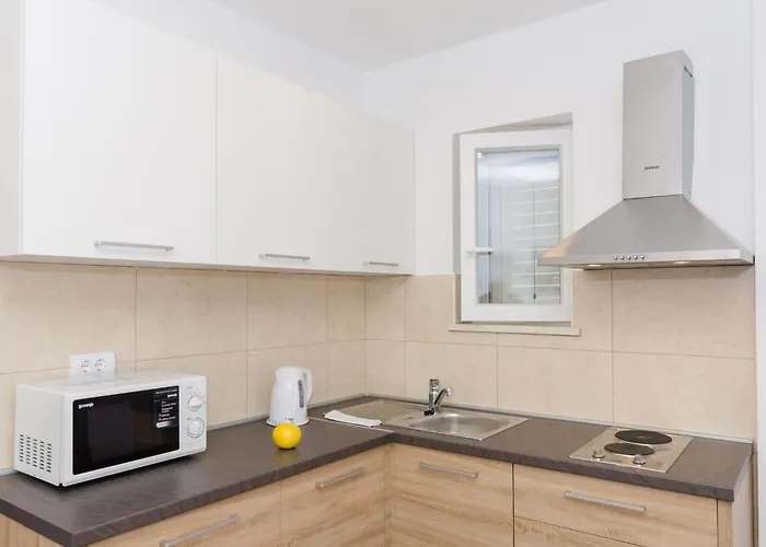 Apartment Marmo - One Bedroom With Balcony And Sea View 1