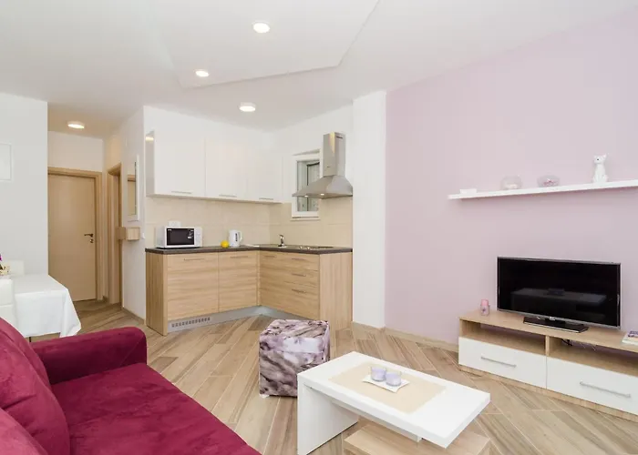 Apartment Marmo - One Bedroom With Balcony And Sea View 1 Mlini