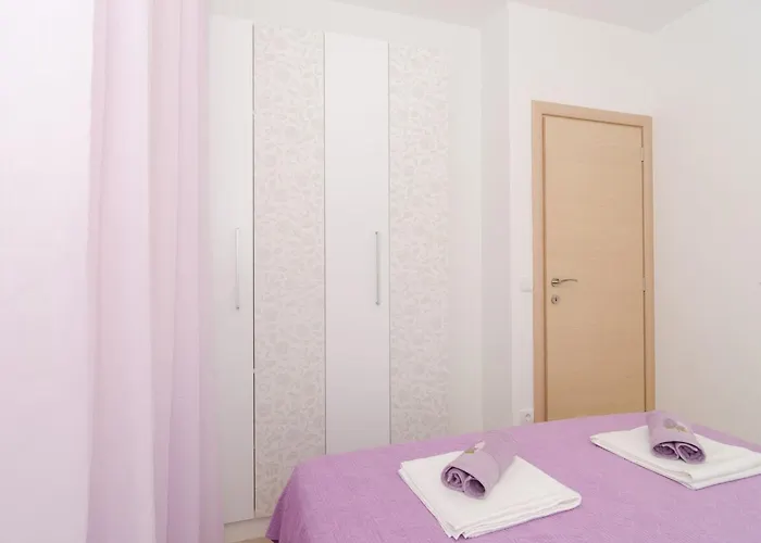 Marmo - One Bedroom With Balcony And Sea View 1 Apartment *